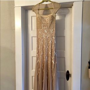 ADRIANNA PAPELL | champagne beaded/sequin dress
